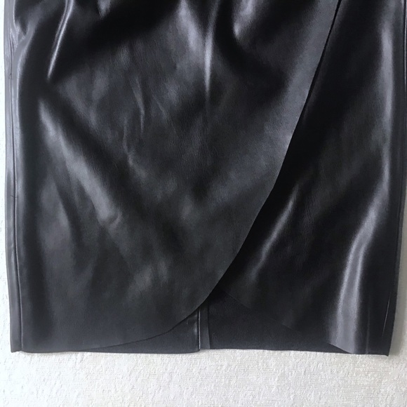 Zara Vegan Leather Pencil Skirt Womans XS Front Tie Waist Asymmetrical Faux Wrap - Picture 2 of 10